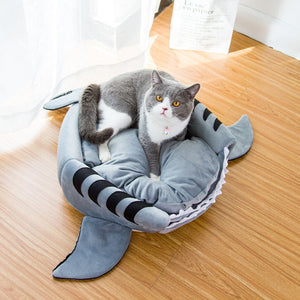 Transform Your Pet's Sleeping Experience with the Creative Dual-Purpose Shark Pet Bed