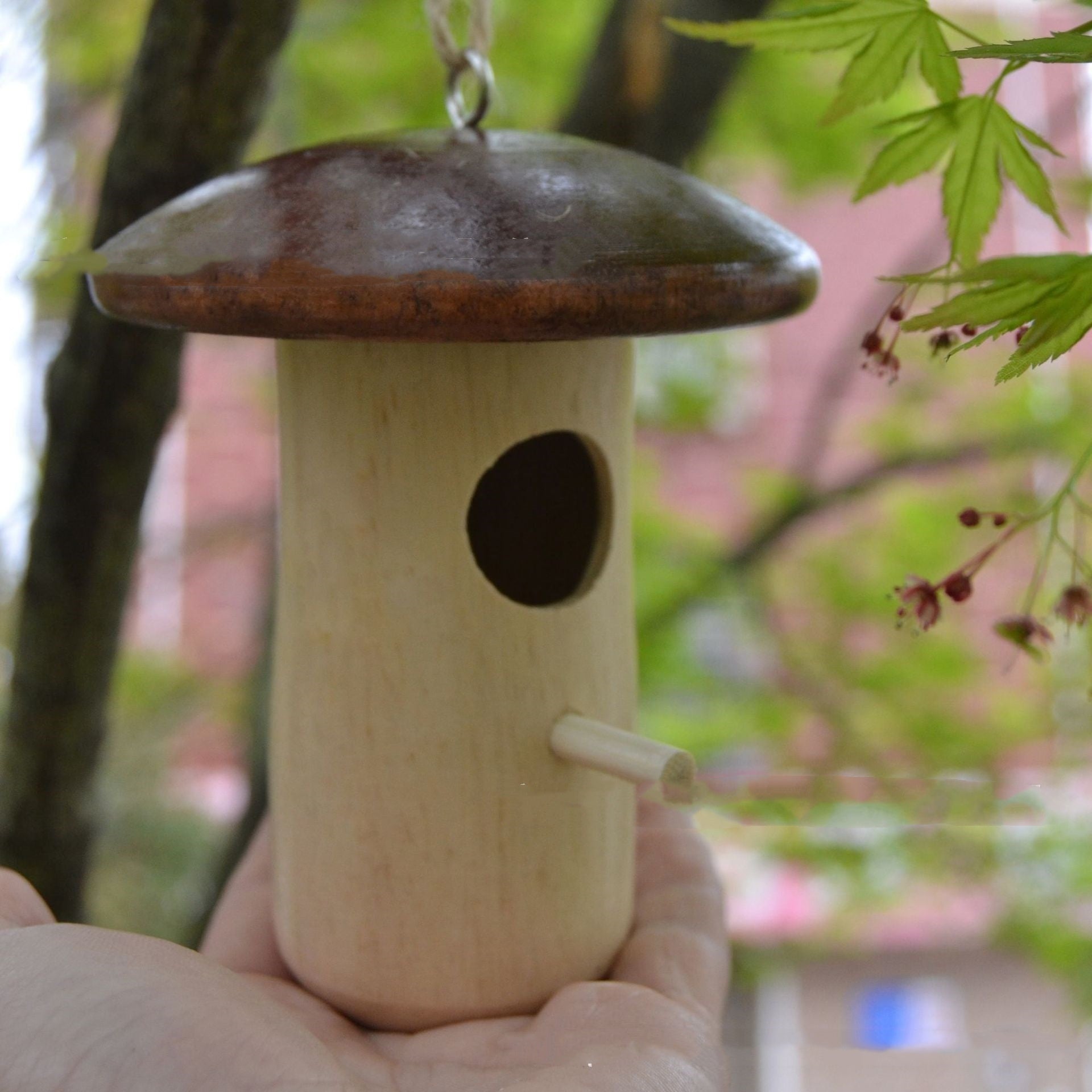 Wooden Bee Mushroom Shape Feeder